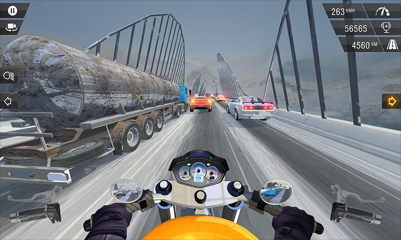 Racing In Moto